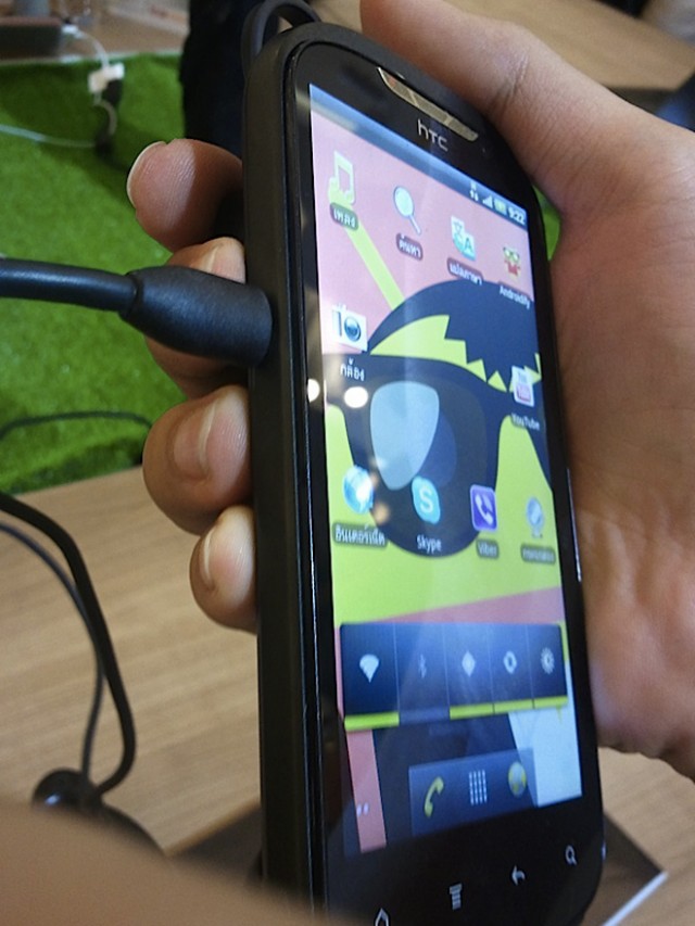 Quelques photos du HTC Amaze / Ruby