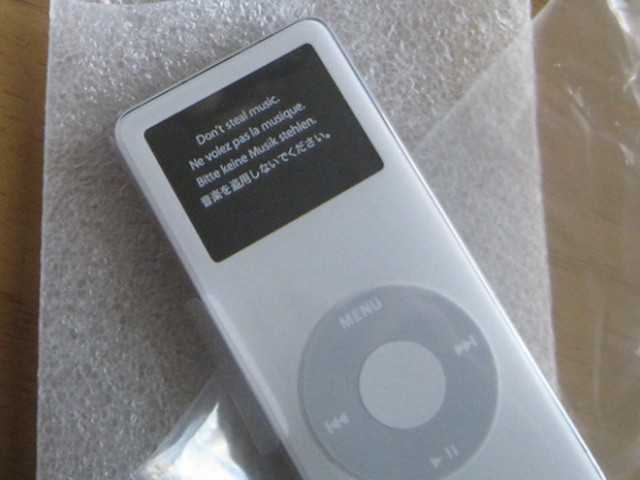 Remplacement de l'iPod Nano 1G : Apple ne vous fera pas de cadeau