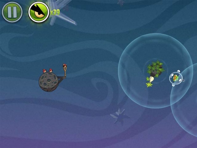 Angry Birds Space : 10 niveaux supplémentaires et des cadeaux !