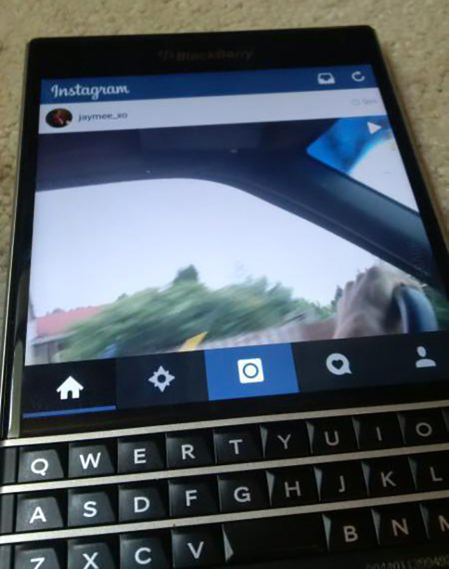 BlackBerry Passport : photo Instagram