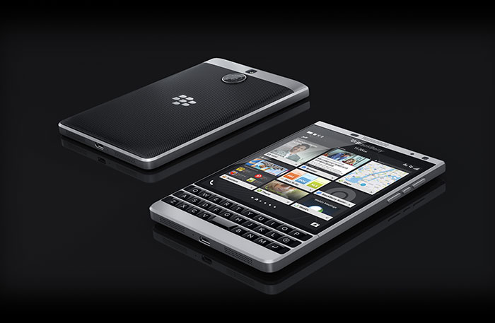 BlackBerry Passport Silver