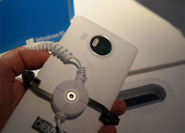 Windows 10 Mobile Lumia