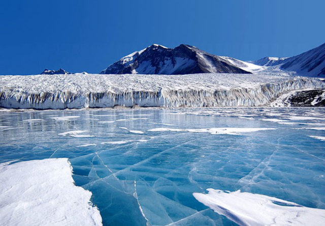 Lac subglaciaire