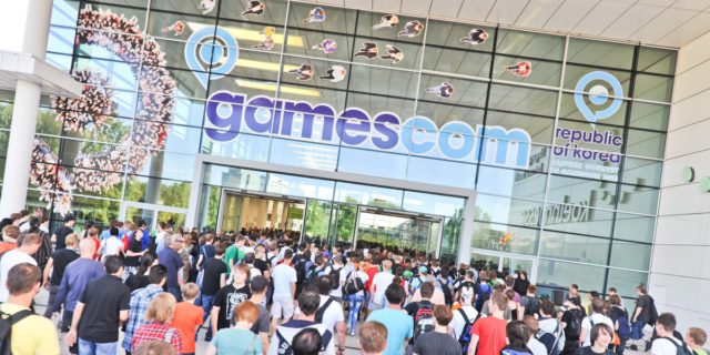 gamescom-besucherandrang-am-eingang-sued-zur-gamescom-2012-12