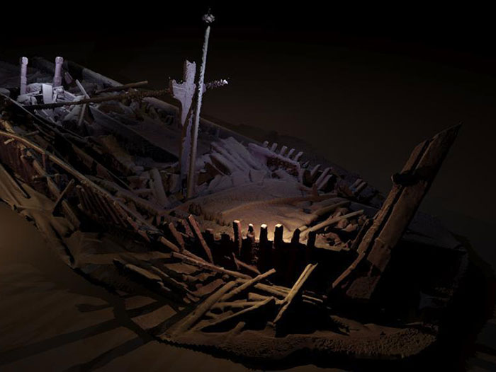  Des archéologues ont découvert un cimetière de navires anciens en Mer Noire