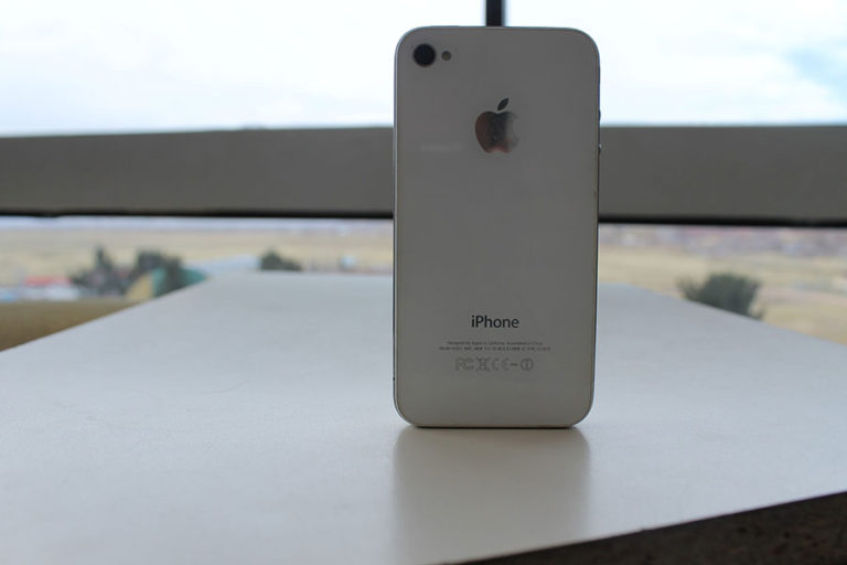 iPhone 4 Lac : image 0