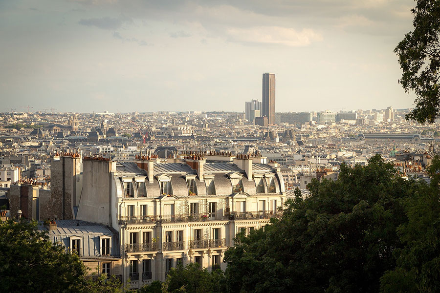  Prélèvement de poussières cosmiques sur des toits à Paris