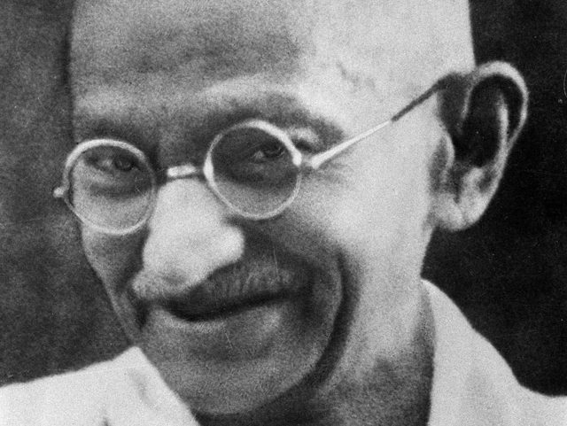 Tongs Gandhi