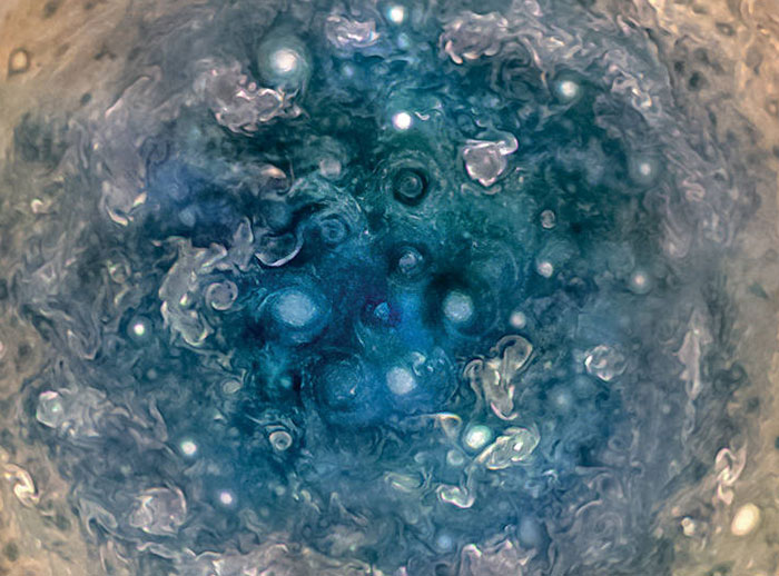  Jupiter : les dernières images envoyées par Juno