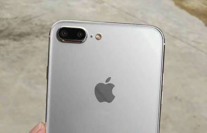 iPhone 7 Plus : image 1