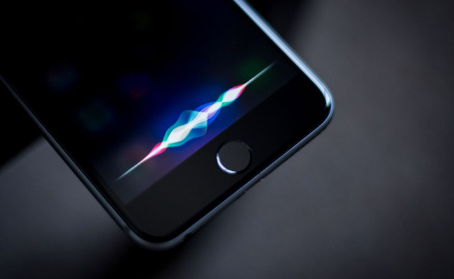  Murmurer à l’oreille de Siri pourrait avec le temps devenir réalité