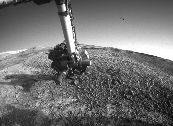  Curiosity aurait photographié un truc bizarre sur Mars