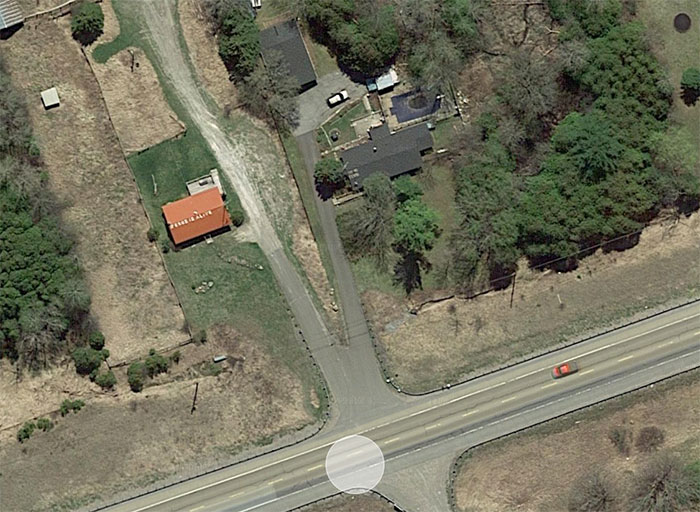  Quand deux voisins discutent par messages interposés sur Google Maps