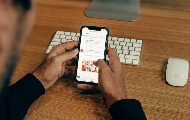 Oups, Huawei nous a souhaité la Bonne Année avec… un iPhone
