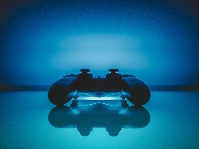 Une manette de PlayStation
