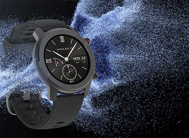 L'Amazfit GTR Lite en version noire