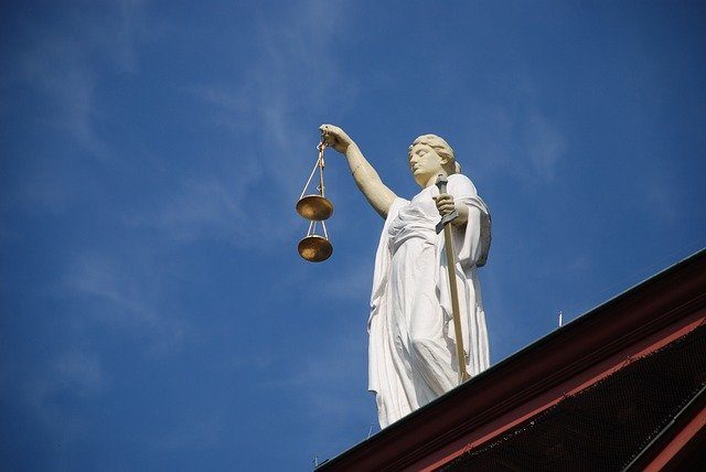 La statue de la justice