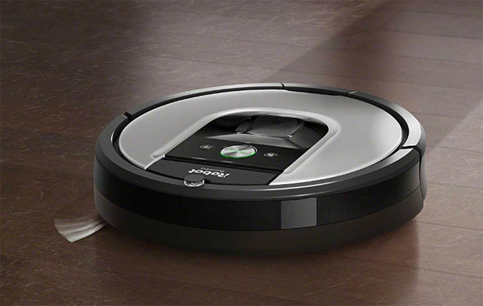 Le Roomba 960 d'iRobot