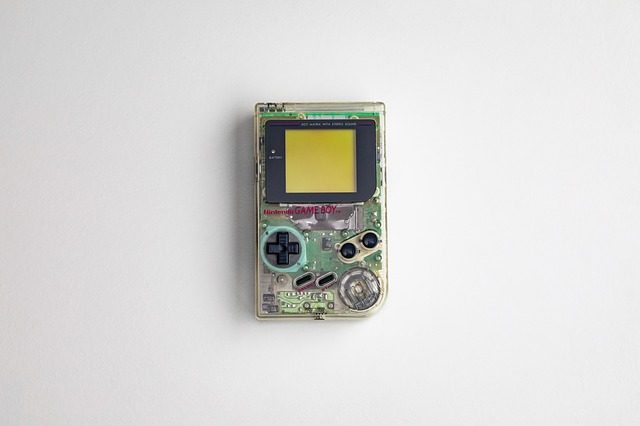 Une Gameboy transparente