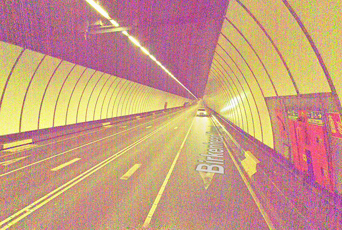  Il y a un drôle de tunnel dans Google Maps