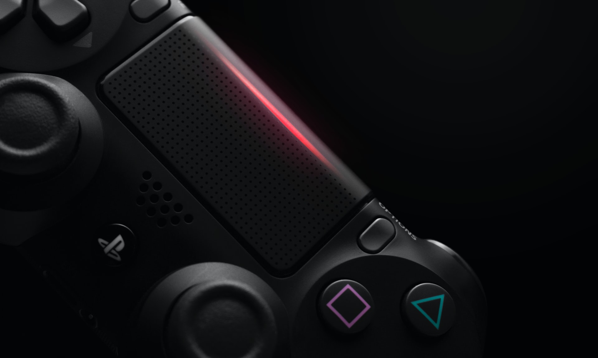 La DualShock 4 qui accompagne la PlayStation