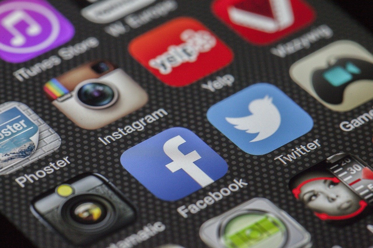 Les icônes de Twitter et Facebook