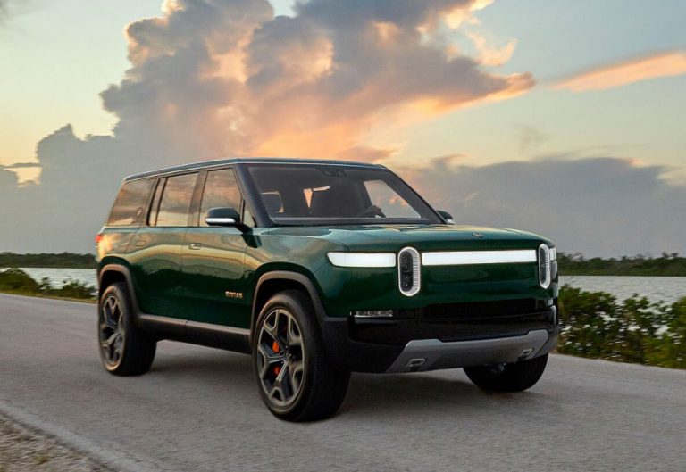 Le Rivian R1S, l'un des pick up électrique sur lequel travail le groupe.