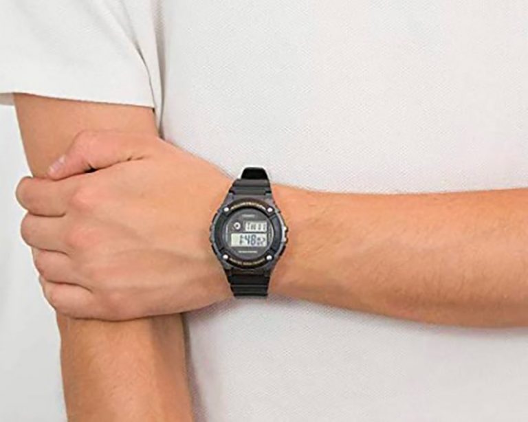 La Casio Collection W-216H, une montre qui n'est pas connectée, mais qui a beaucoup de charme