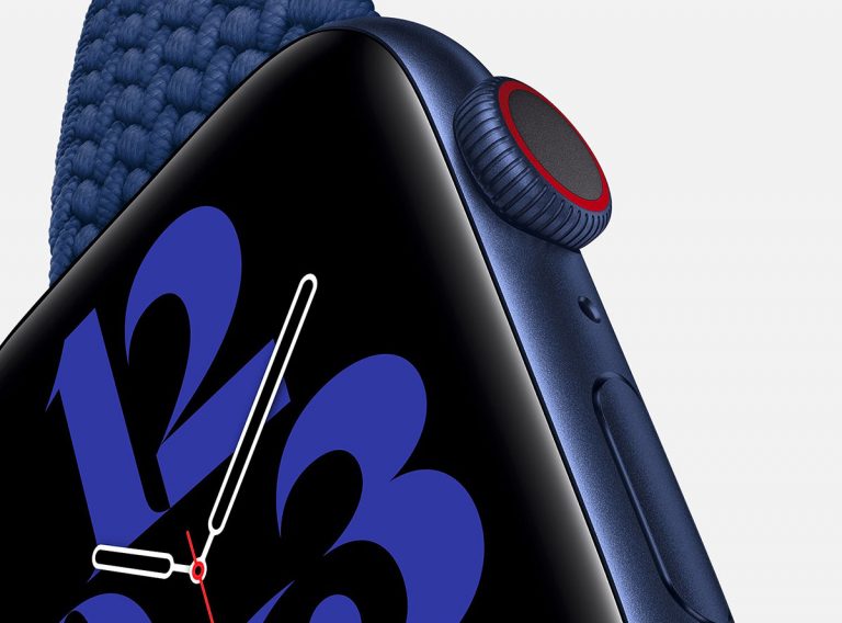 L'Apple Watch Series 6 en version bleue