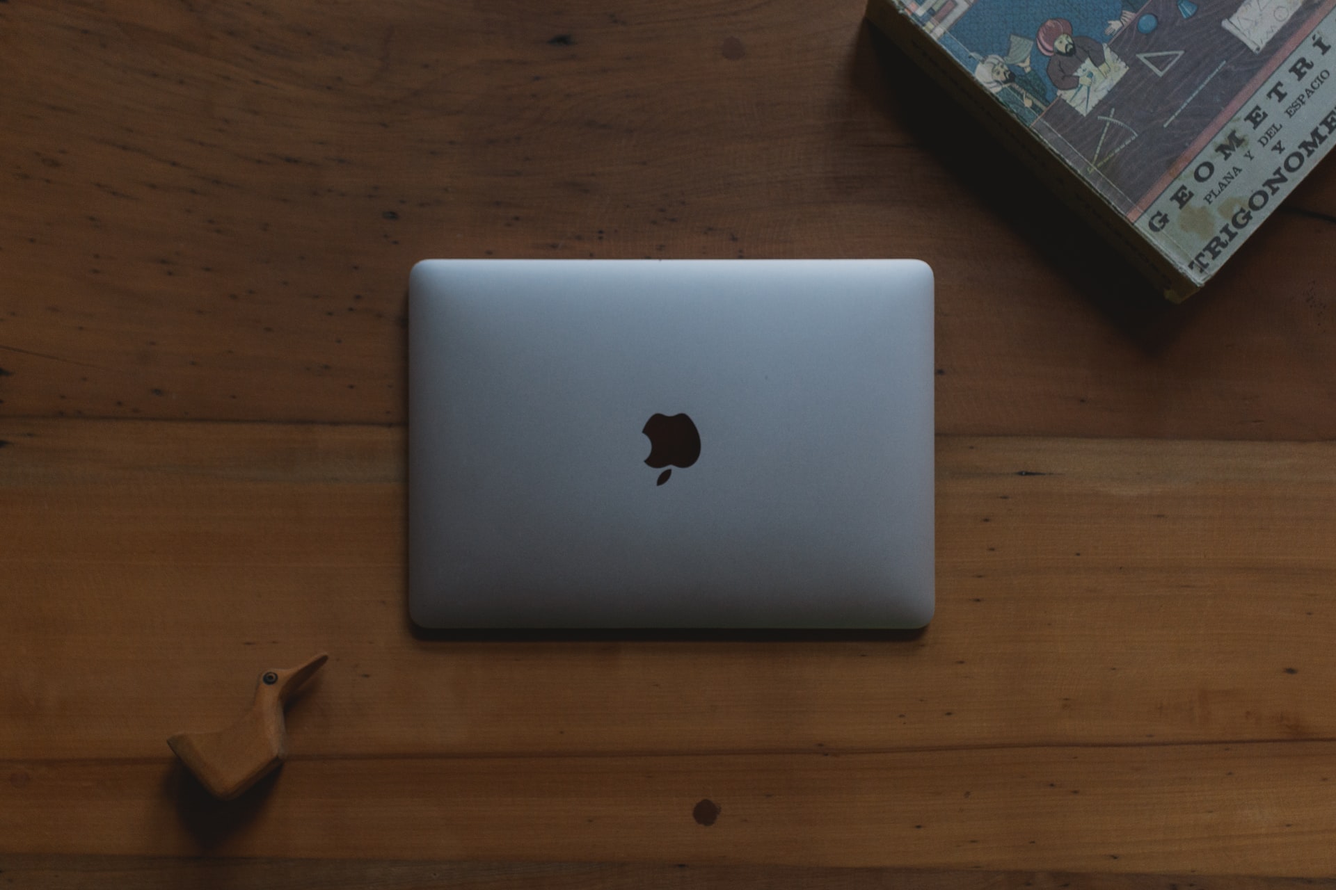 Le MacBook bientôt de retour ?