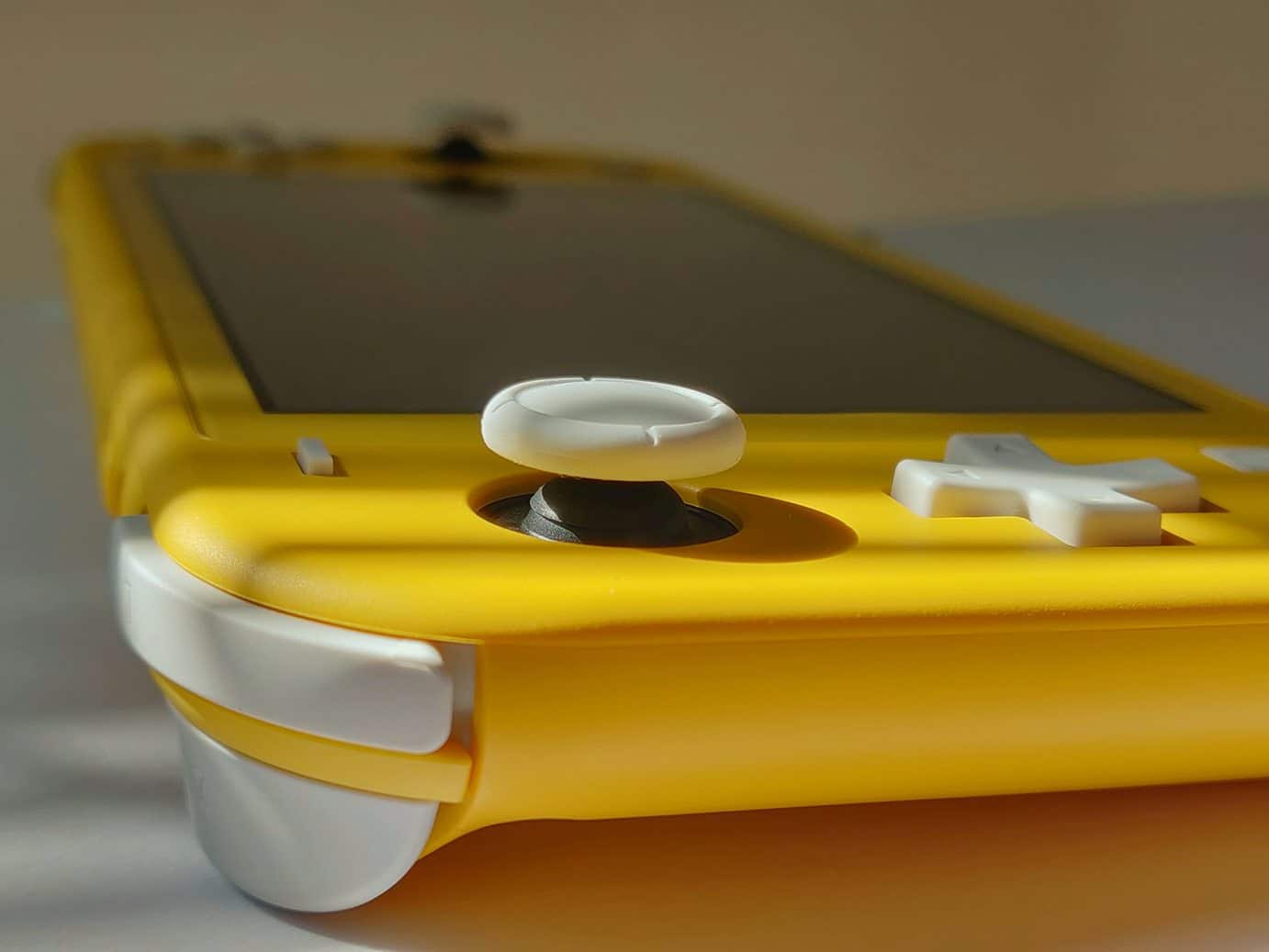 La Switch Lite en version jaune