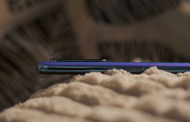 Le OnePlus Nord CE 5G est très fin