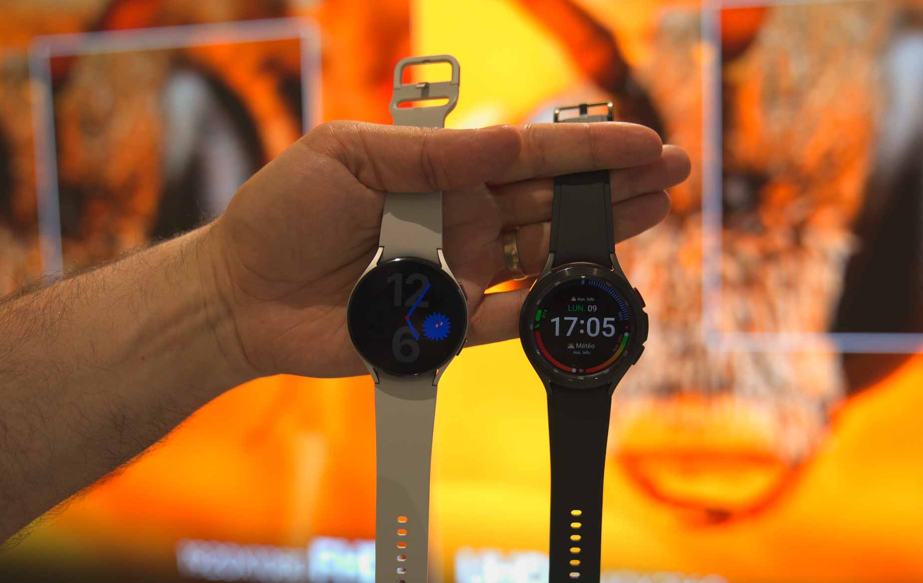 Les deux Galaxy Watch 4 cote à cote