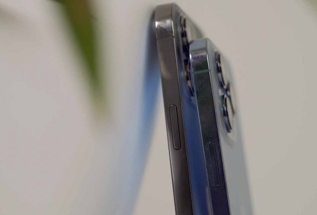 Les iPhone 13 Pro se ressemblent beaucoup, si l'on excepte leurs dimensions