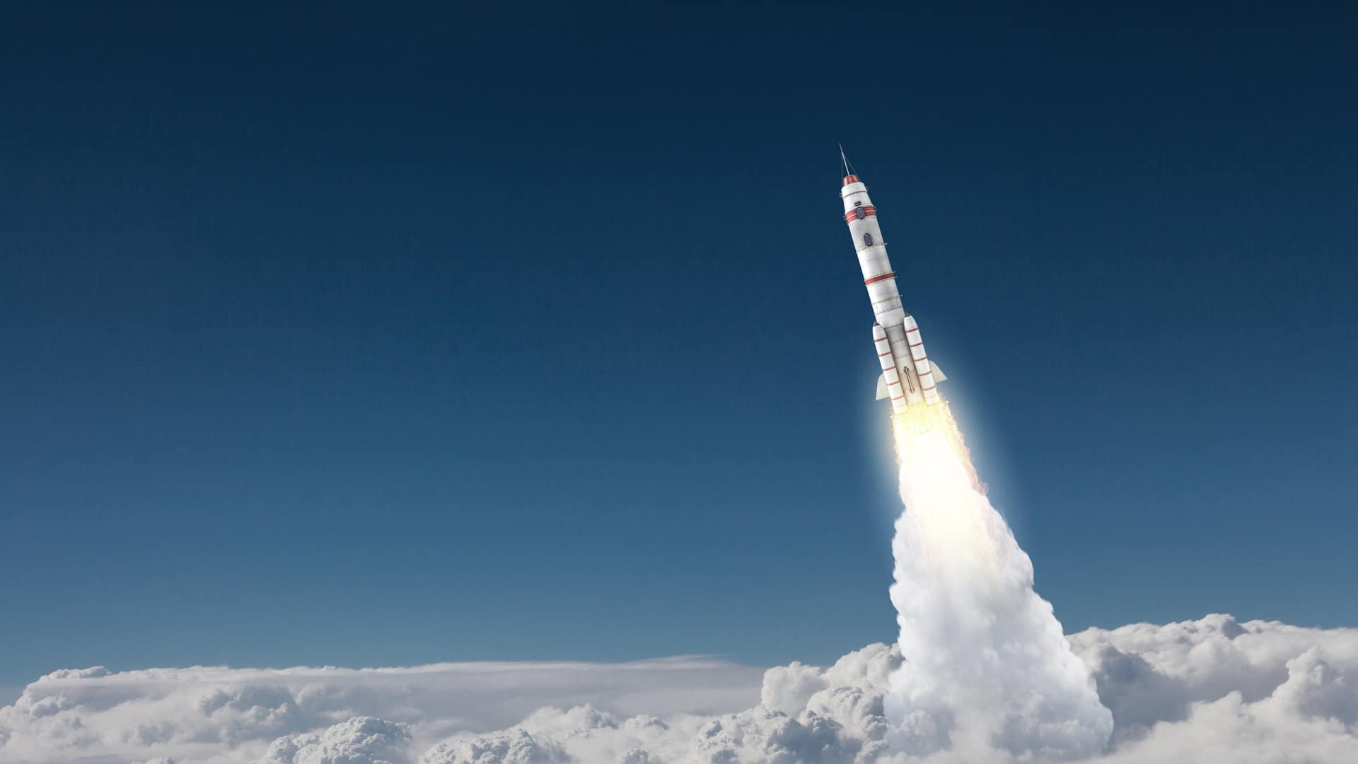 Une fusée en plein lancement dans le ciel