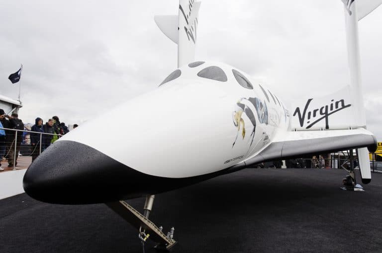 Présentation de l'avion spatial de Virgin Galactic