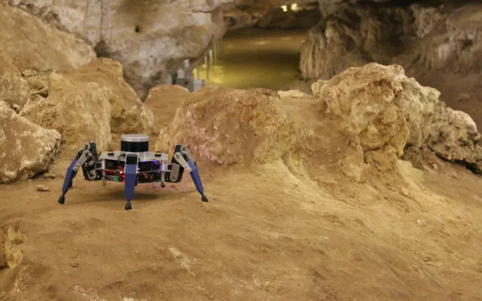  Ce robot-araignée a été spécialement conçu pour explorer les grottes de Naracoorte en Australie