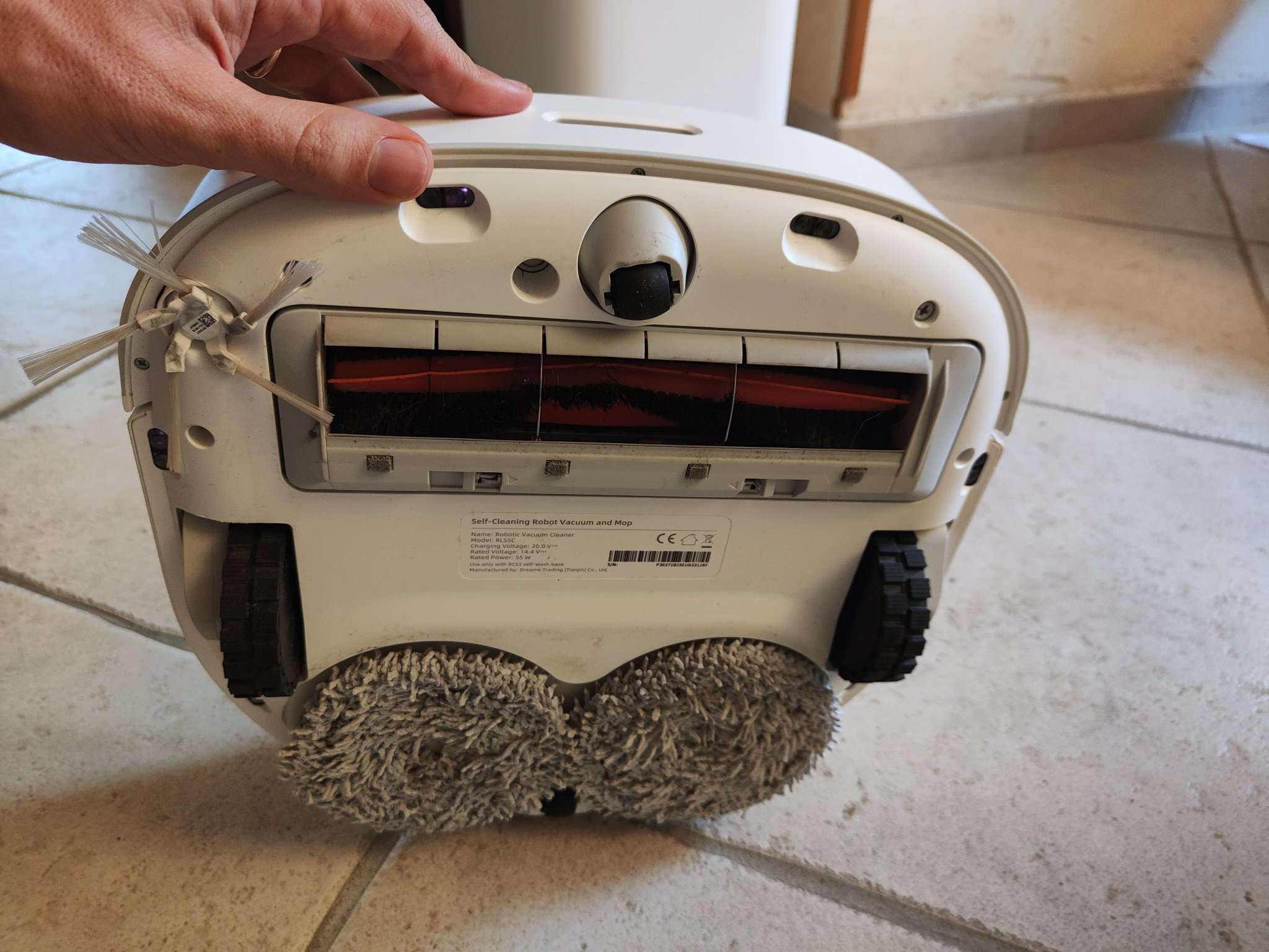 Brosse et serpillère