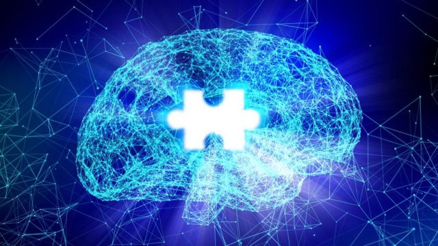 cerveau qui manque un puzzle
