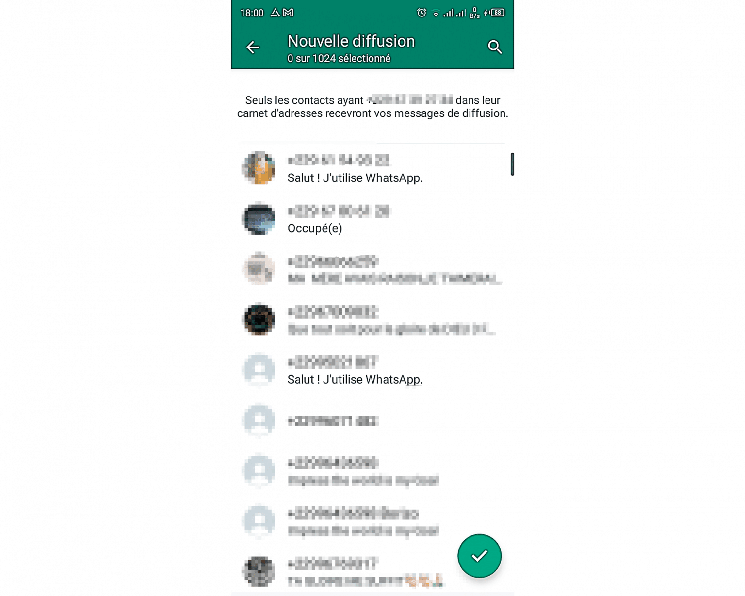 Comment envoyer le même message à plusieurs contacts sur WhatsApp