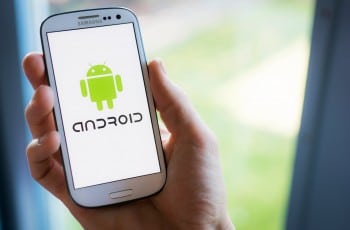 Les_smartphones_compatibles_avec_Android_13