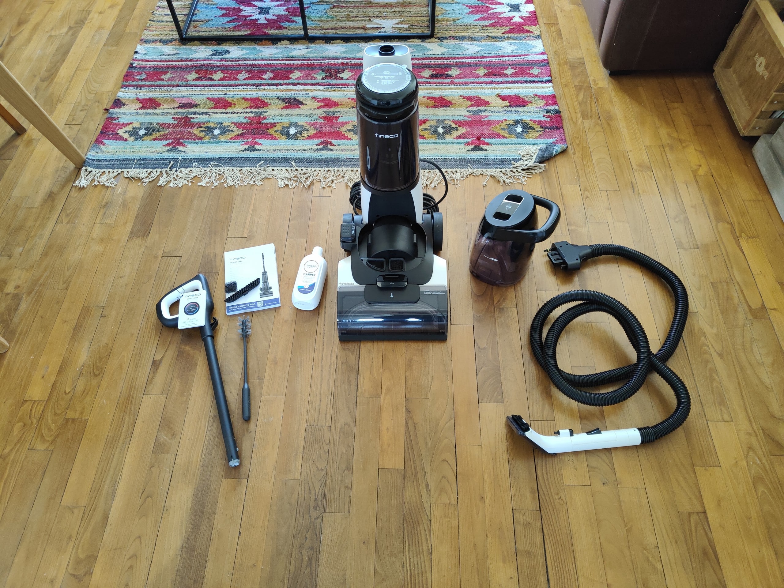 Contenu de la boîte de l'aspirateur Tineco Carpet One