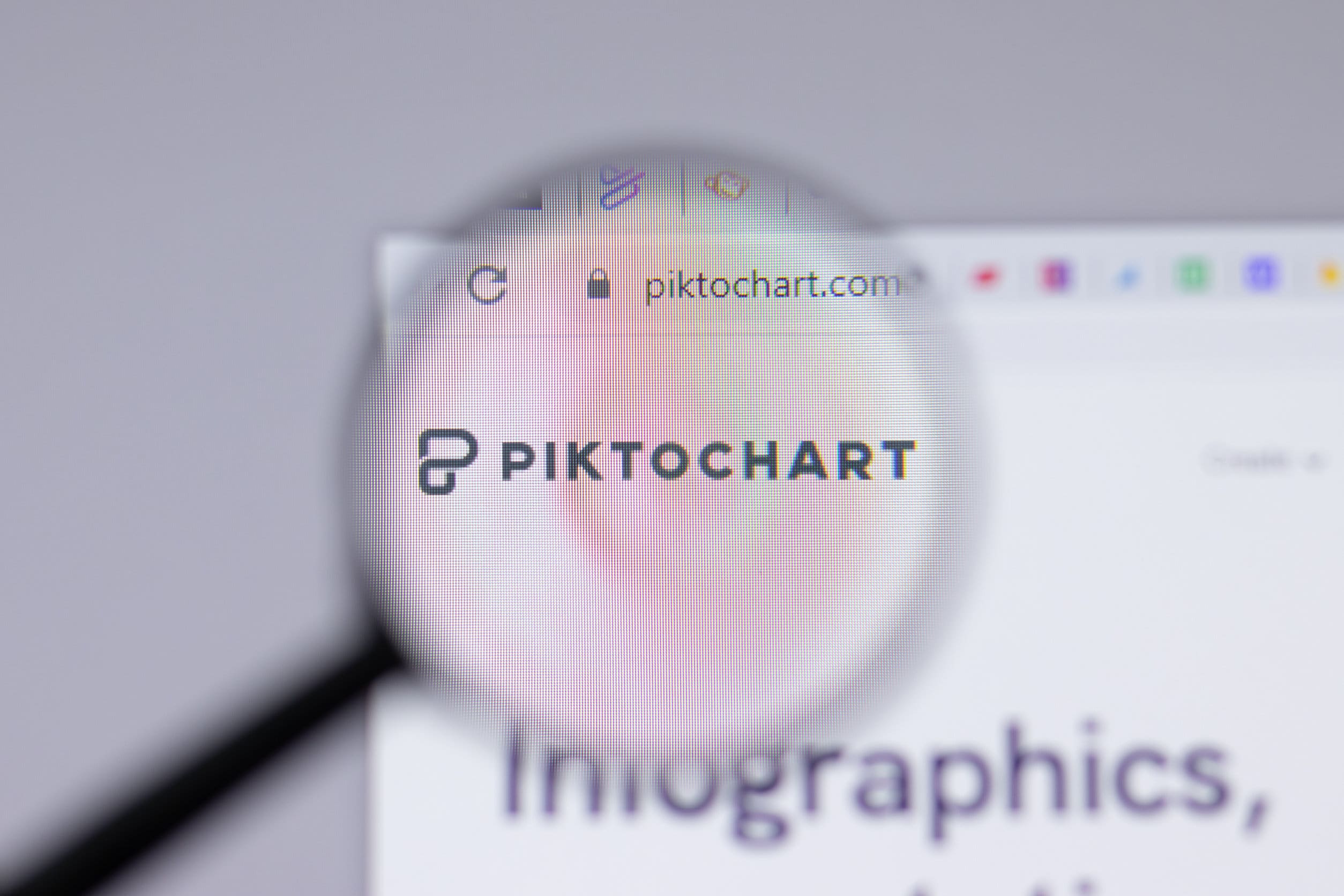 Piktochart