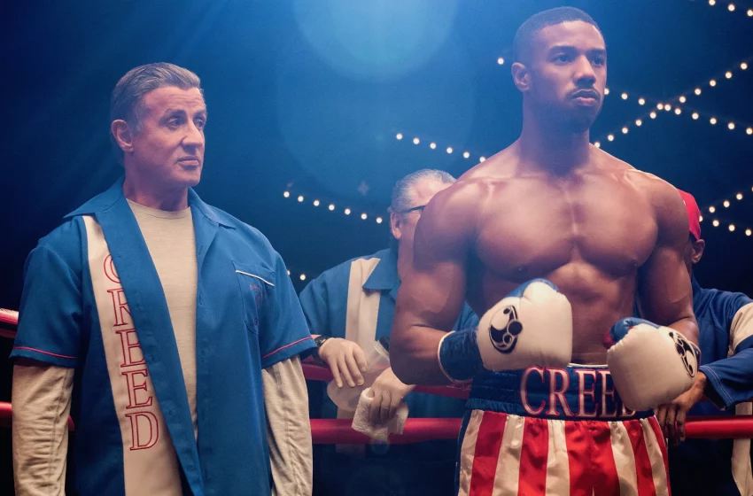  Michael B. Jordan a accidentellement mis en pratique ses leçons de boxe sur Creed dans la promo de SNL !