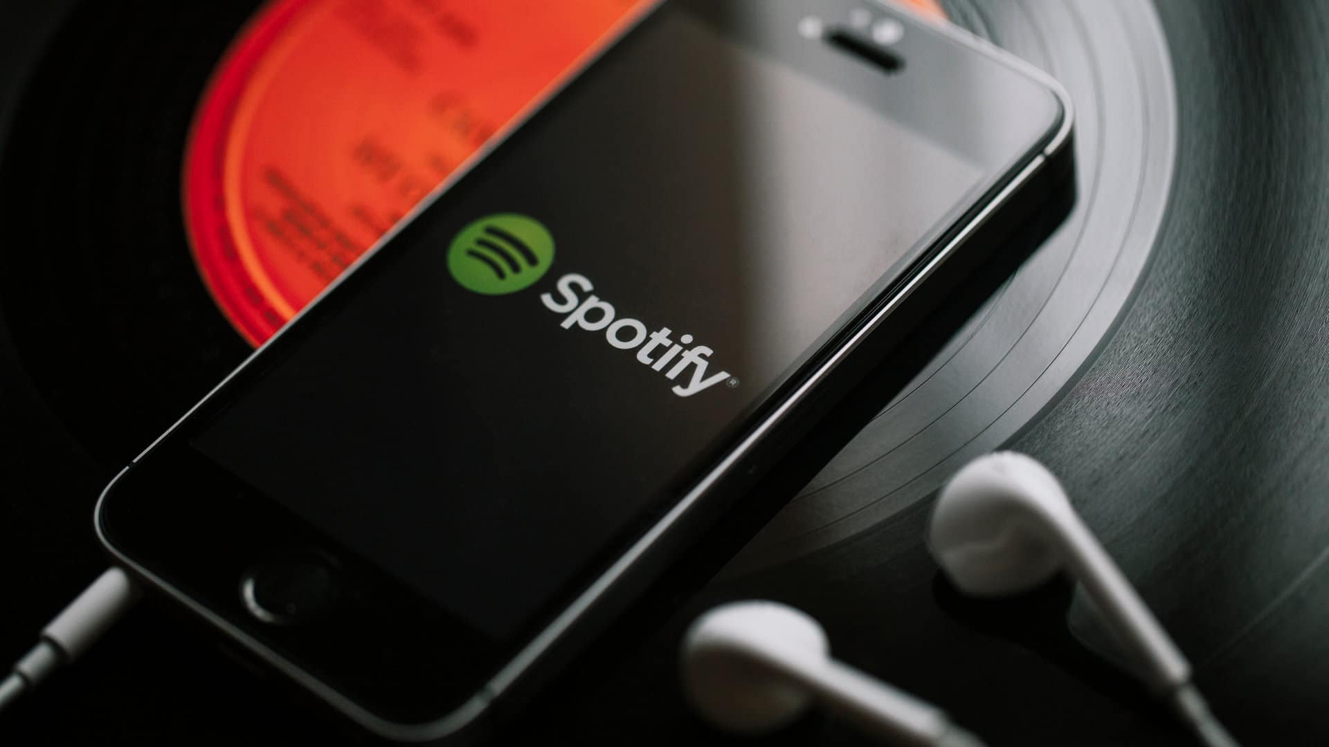 spotify-logo-smartphone