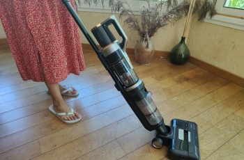 Photo de l'aspirateur balaie JIMMY HW10