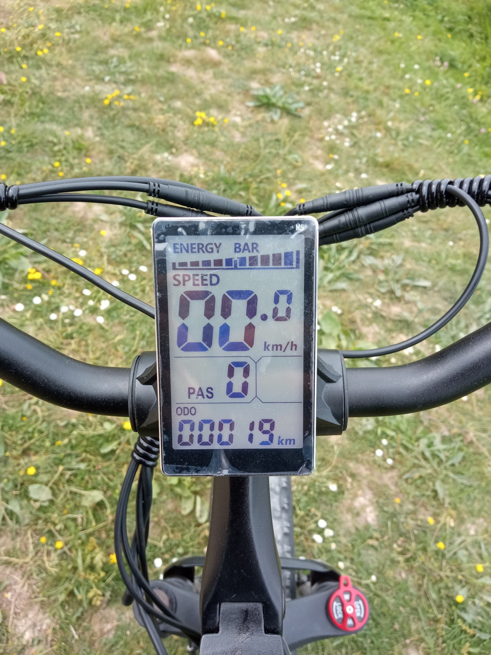 Ecran du vélo électrique Bezior XF001
