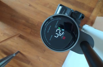 Photo de l'aspirateur balaie Dreame H12
