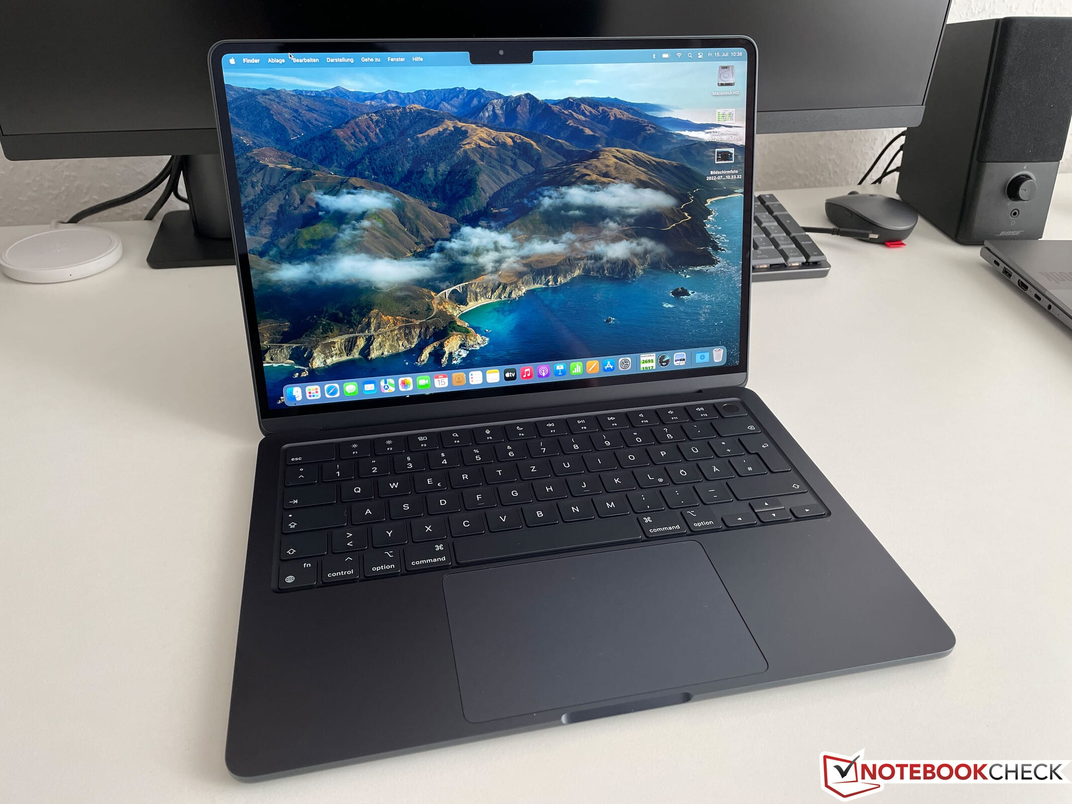 MacBook Air M2