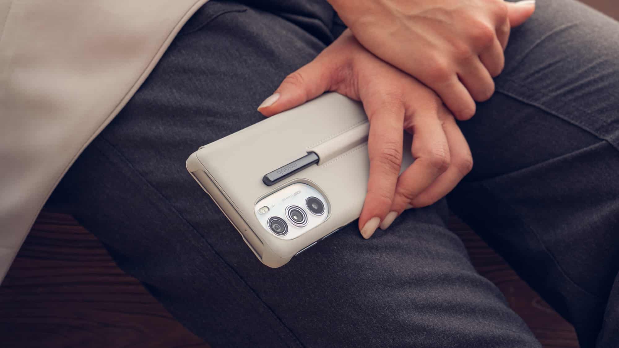 Motorola-Edge-X40-Camera
